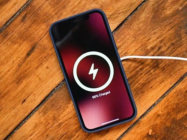 绥德苹果手机维修分享iPhone 12可以随便充电吗 